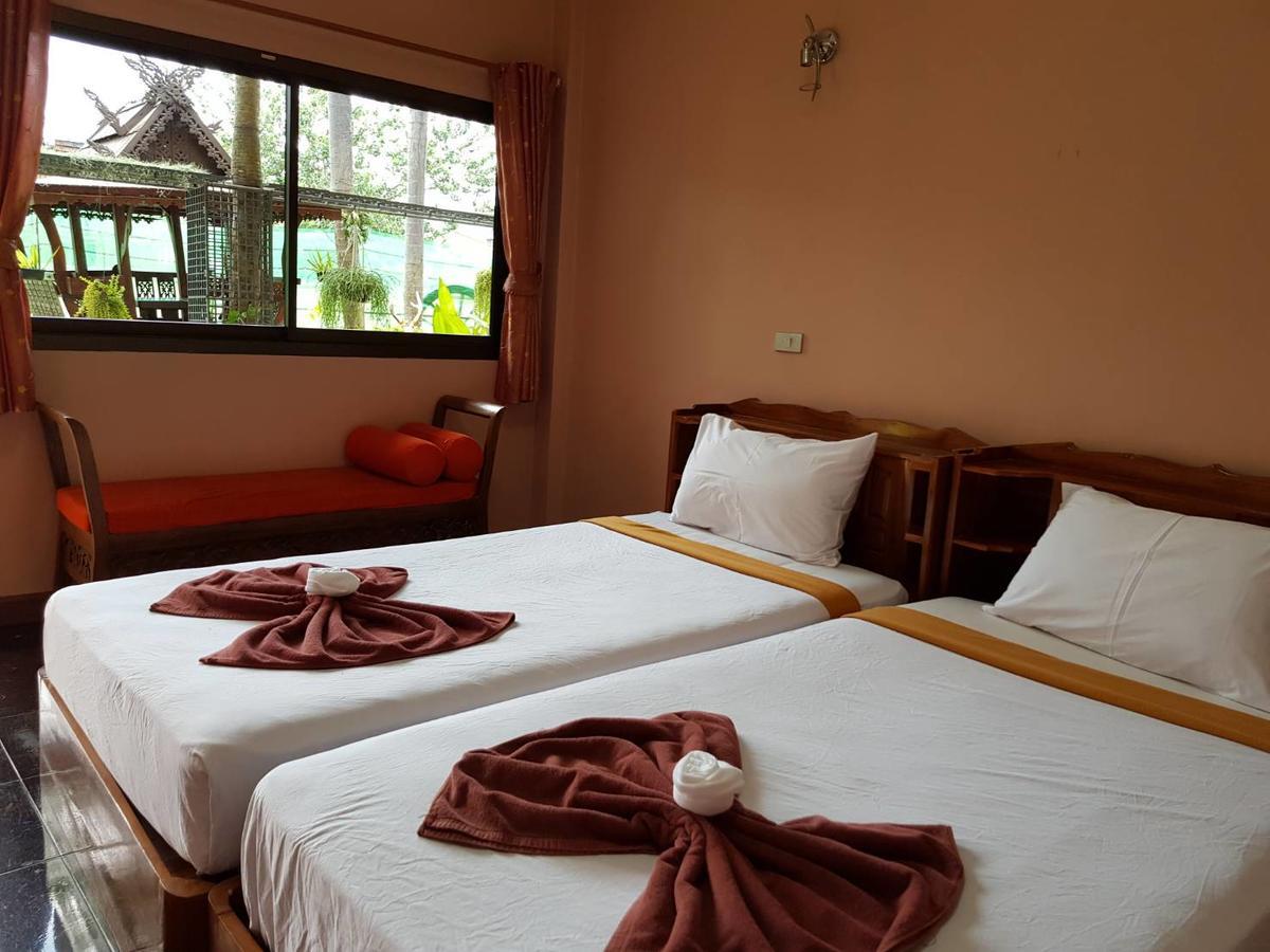 Noble Night Guesthouse Kanchanaburi City Exteriör bild