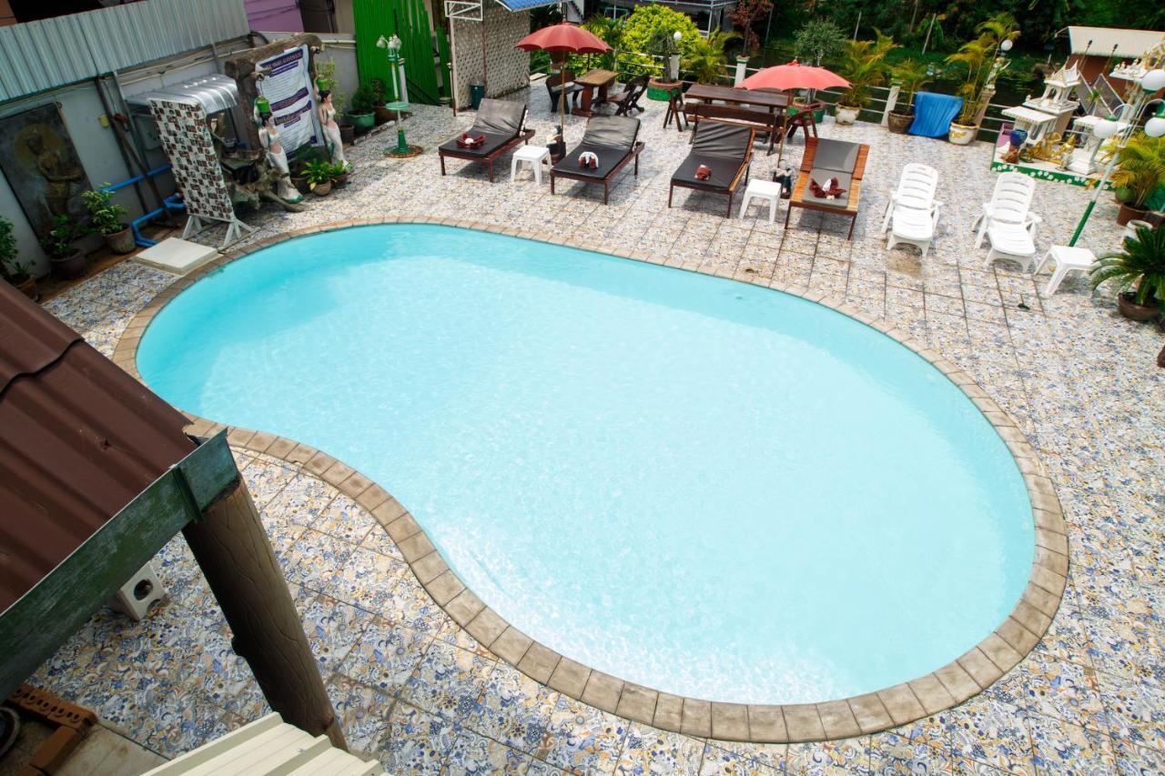 Noble Night Guesthouse Kanchanaburi City Exteriör bild