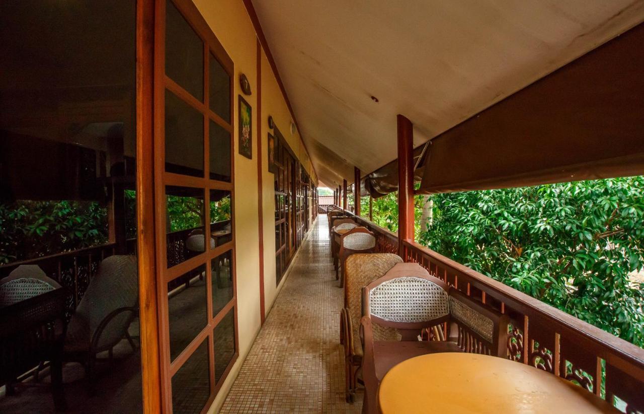 Noble Night Guesthouse Kanchanaburi City Exteriör bild